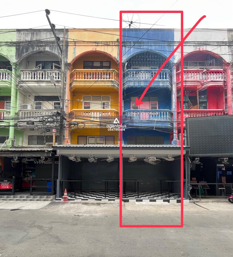 ให้เช่าด่วน! อาคารพาณิชย์ 4 ชั้น รีโนเวทใหม่ ชั้นล่างแต่งครบสไตล์บาร์_พร้อมดำเนินกิจการได้ทันที