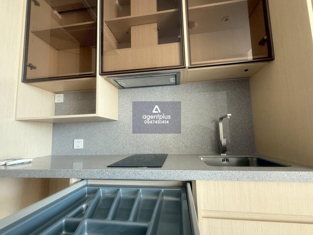 ขายคอนโดหรูติดทะเล อารมณ์ วงษ์อมาตย์ เฟอร์นิเจอร์ครบ พัทยา