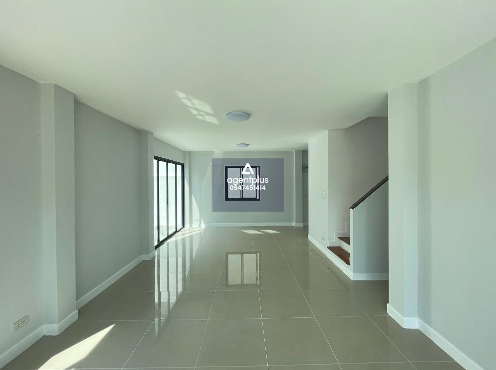 บ้านแฝด 2 ชั้น ติดถนนพัทยา-ระยอง ทล.36 สาธารณูปโภคครบครัน ใกล้แหล่งชุมชน โครงการ 365 อเวนิว ปรับปรุงใหม่