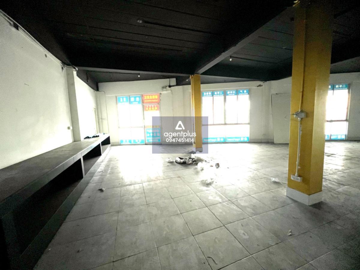 เปิดให้เช่าอาคารพาณิชย์ 3 คูหา 4 ชั้น ทำเล prime location ติดหาดจอมเทียน เหมาะสำหรับลงทุนทำธุรกิจ