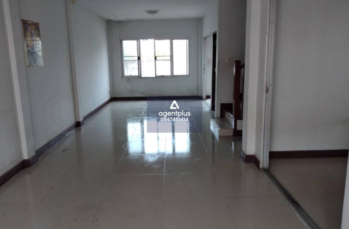 ขายทาวน์เฮ้าส์เปล่า 2 ชั้น โครงการพนาสนธิ์วิลล่า ถนนเทพารักษ์ 3 ห้องนอน 2 ห้องน้ำ ราคา 2.25 ล้านบาท