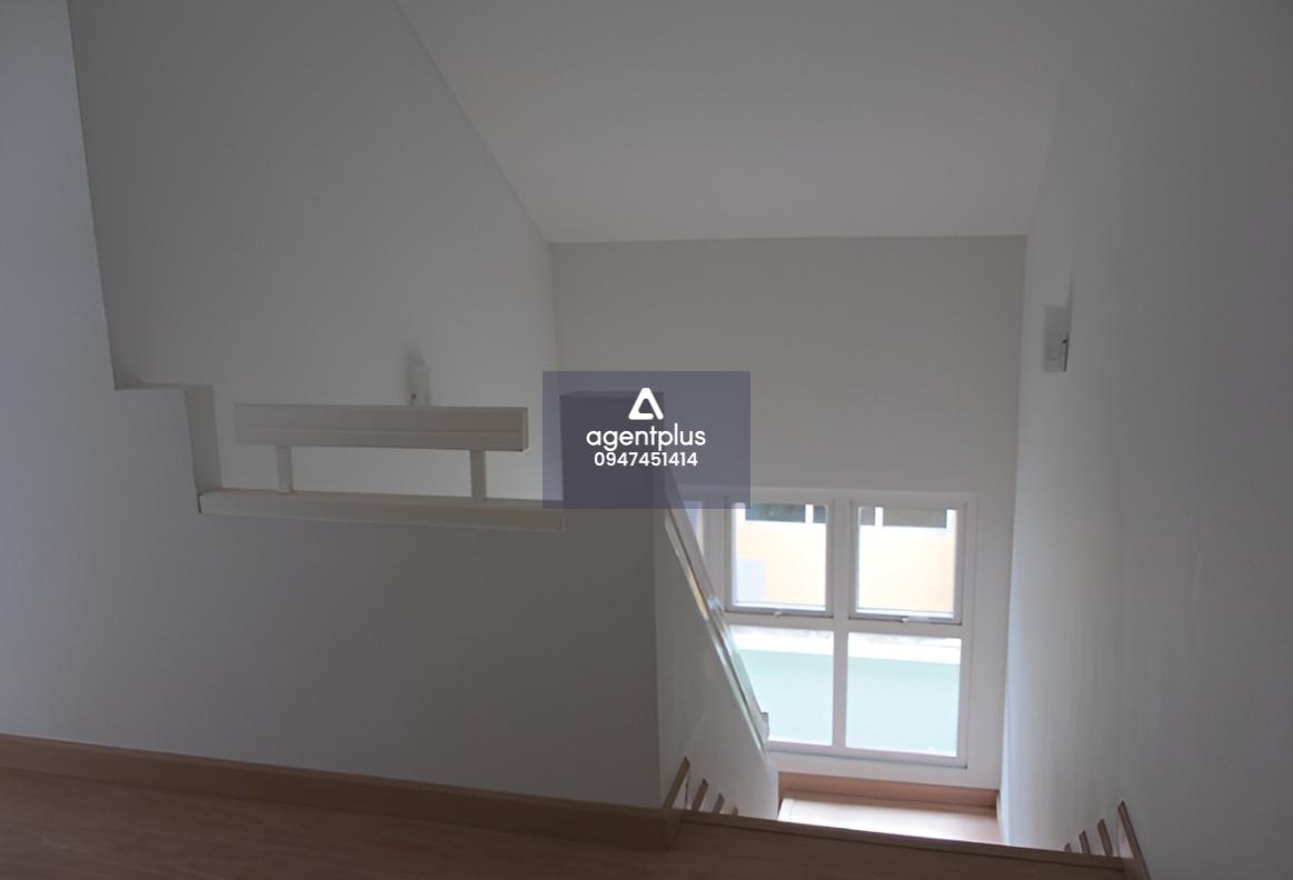 บ้านเดี่ยว 2 ชั้น หมู่บ้านวรางกูล The Grand Private Home ทำเลดี ใกล้ถนนรังสิต-นครนายก เดินทางเข้า-ออกสะดวก