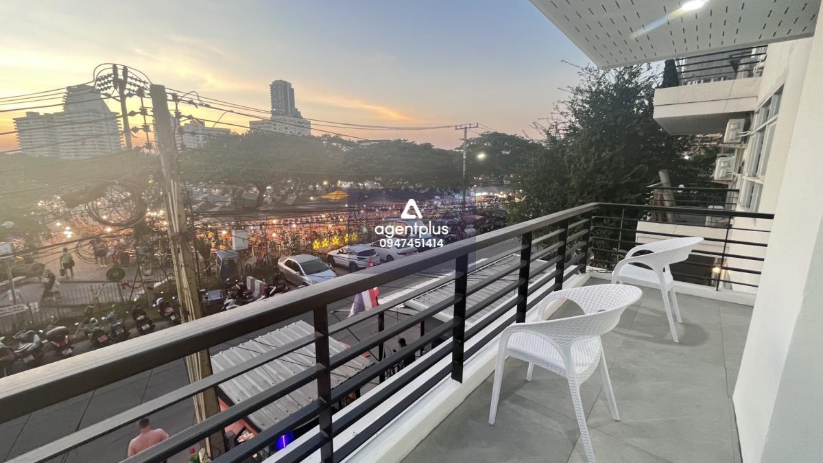 ให้เช่าคอนโด ห้องมุม เงียบสงบ ดิ โอเชี่ยน เพิร์ล พัทยา