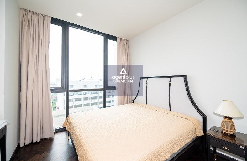 คอนโดลักชัวรี เดอะ โมนูเมนต์ สนามเป้า  ใจกลางพญาไท วิวเมืองสุดหรู ใกล้ BTS สนามเป้า