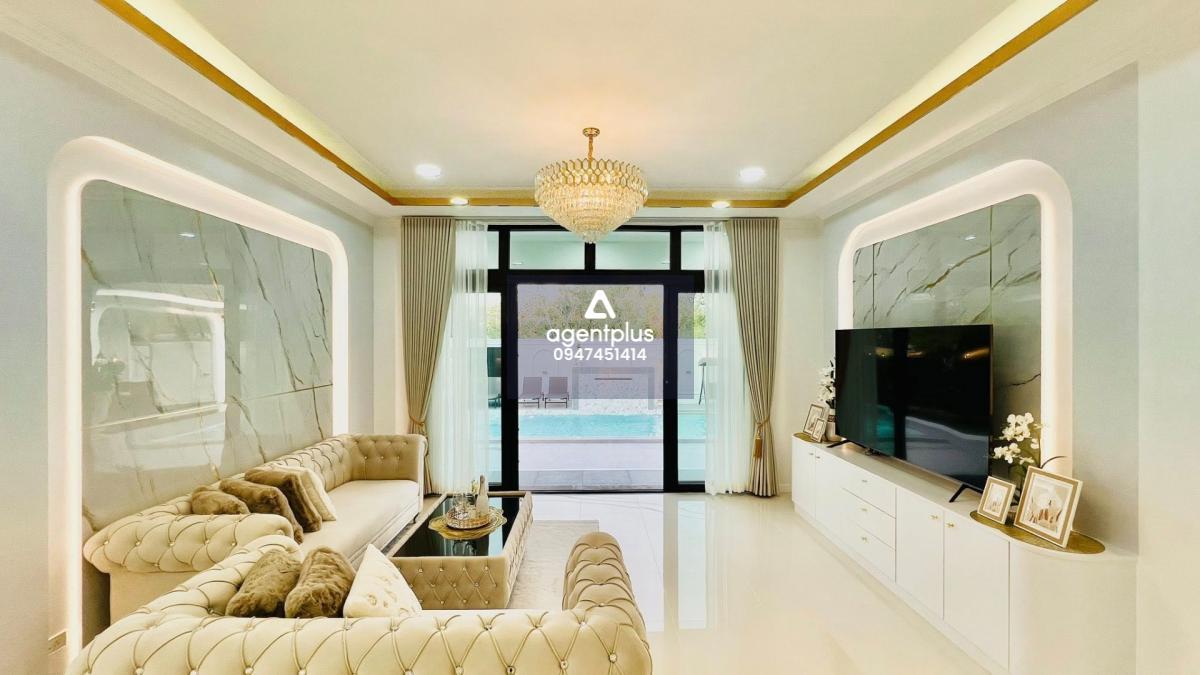 บ้านเดี่ยวพลูวิลล่า สร้างใหม่ ฟังชั่นครบ สไตล์โมเดิร์น ลักซูรี ซอยสยามคันทรีคลับ พัทยา