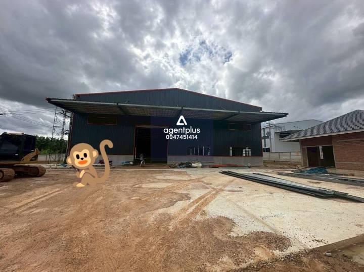 *ให้เช่าโรงงานสร้างใหม่ ผังสีเหลือง ใกล้นิคม WHA หนองเสือช้าง หนองใหญ่ ชลบุรี