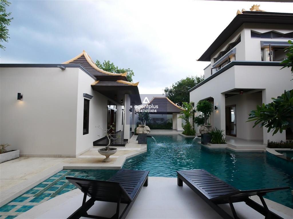 ขาย พูลวิลล่าหรู เพิ่ง Renovated  สไตล์ ไทยโมเดิร์น 6 ห้องนอน 5 ห้องน้ำ  ใกล้โรงเรียน นานาชาติ ทุ่งกลม-ตาลหมัน พัทยา 
