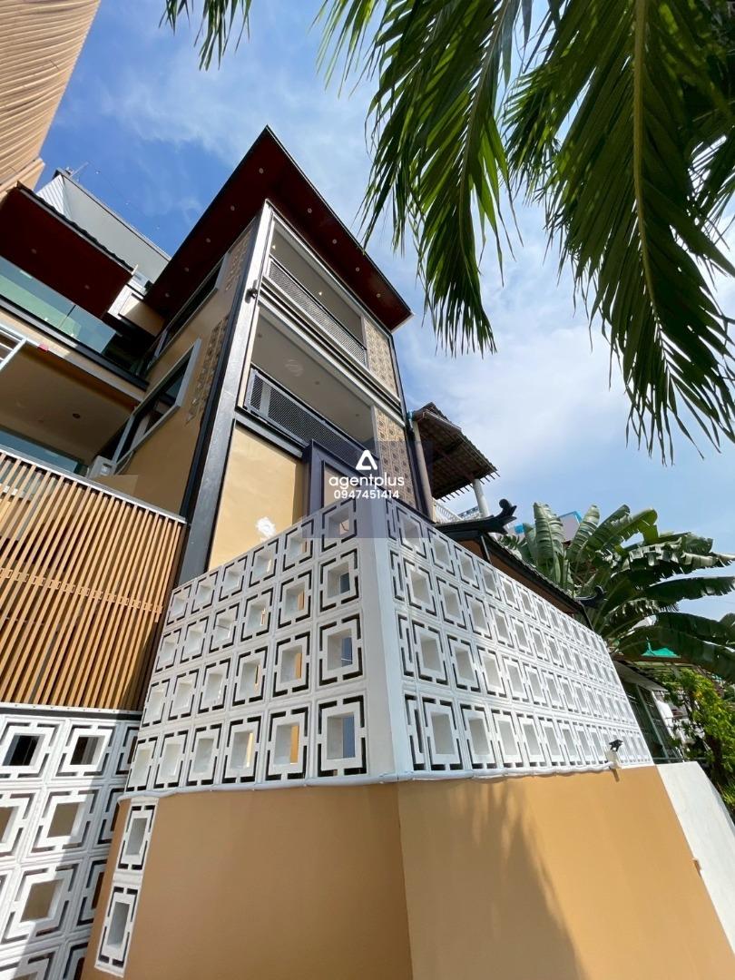 ให้เช่าทาวน์เฮ้าส์ทำกิจการ ระยะยาว แถวเขาพระตำหนัก ทรงนอดิกส์ วิวทะเล มีสระขนาดใหญ่