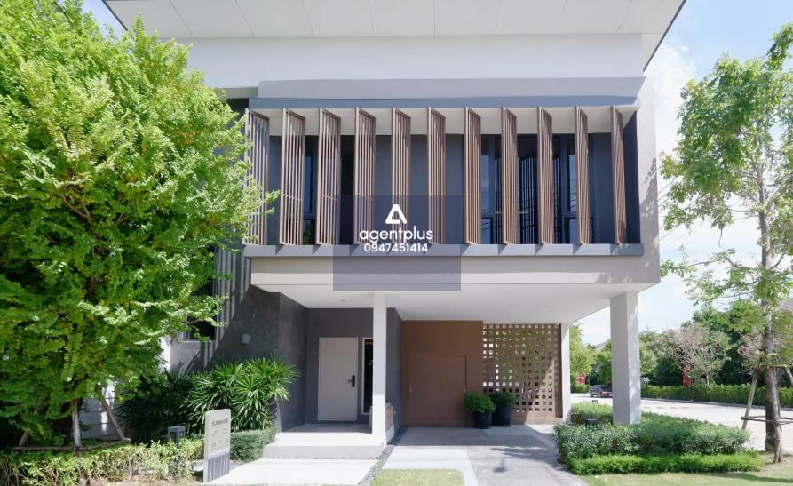 ขายบ้านเดี่ยวหรู วิลล่า 168 นิวกรุงเทพกรีฑา บ้านดีไซน์โมเดิร์น บนทำเลศักยภาพย่านนิวกรุงเทพกรีฑา ใกล้สิ่งอำนวยความสะดวกครบครัน เดินทางสะดวกเข้าออกได้หลายเส้นทาง