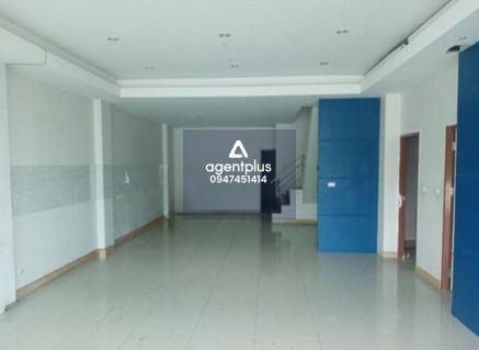 อาคารพาณิชย์ อัปเปอร์ อ่อนนุช ถนนพัฒนาการ ทำเลศักยภาพ ใกล้แหล่งชุมชน