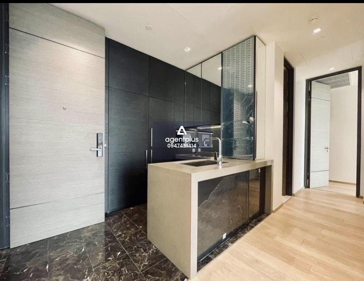 ขาย/ให้เช่าคอนโดหรู 2ห้องนอน 28 Chidlom เฟอร์ครบ ใกล้บีทีเอสเพียง300เมตร