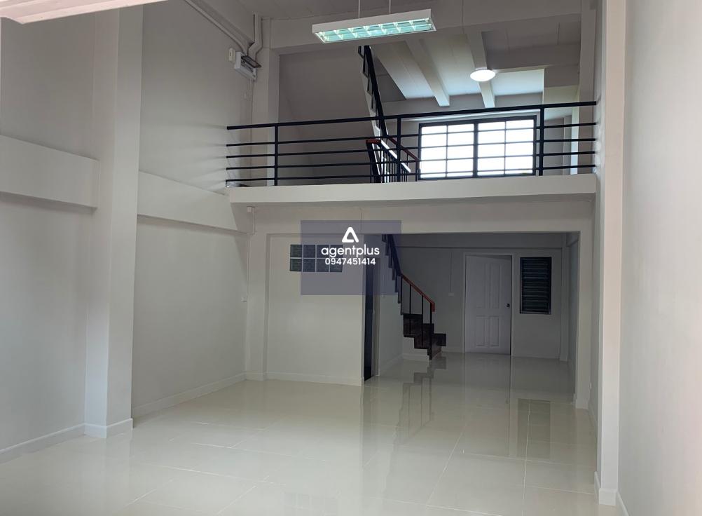 ขายด่วนอาคารพาณิชย์ 4 ชั้น พร้อมชั้นลอย จำนวน 1 คูหา มีนบุรี ซอยสีหบุรานุกิจ 5 เข้าซอยประมาณ 200 เมตร