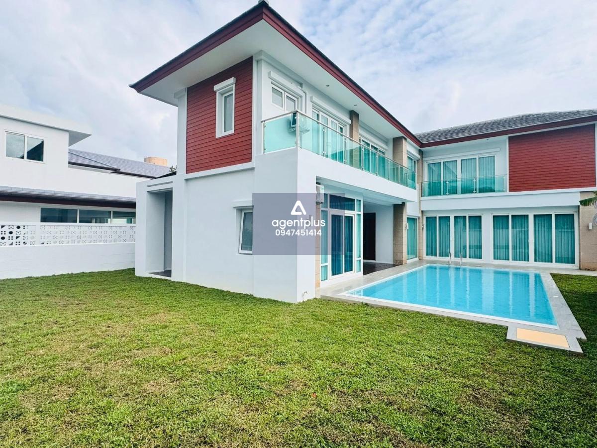 *ขายพูลวิลล่าติดทะเล หมู่บ้านซีบรีซวิลล่าพัทยา (แยกกระทิงลาย) 