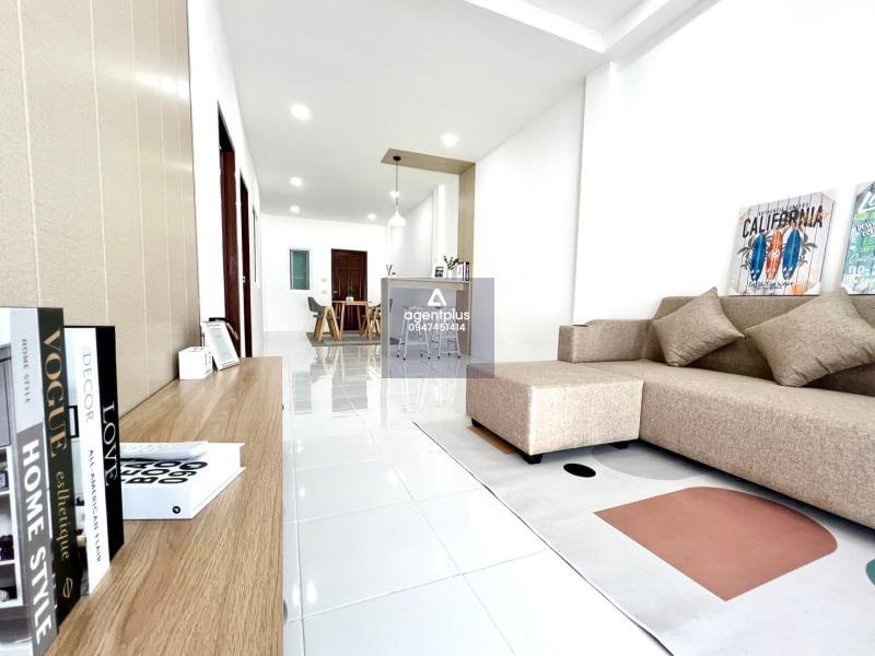 ขายทาวน์เฮ้าส์ชั้นเดียว(โครงการรัตนากร 18 )ใกล้พัทยา-แหลมฉบัง ทำเลดีใกล้ พัทยาเพียง 10 นาที 