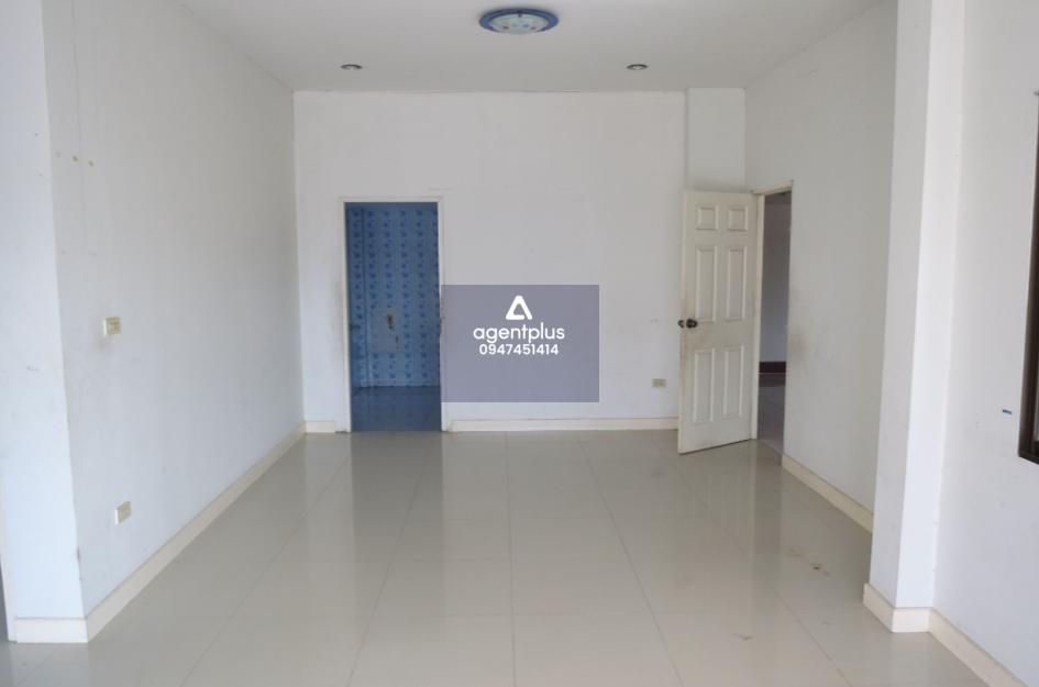 บ้านเดี่ยวชั้นเดียว โครงการบ้านอยู่สบาย ชลบุรี ถนนสายพานทอง-หนองกาน้ำ (ชบ.3023) แยกจากถนนศุขประยูร(ทล.315) ทำเลแหล่งชุมชน สาธารณูปโภคครบครัน