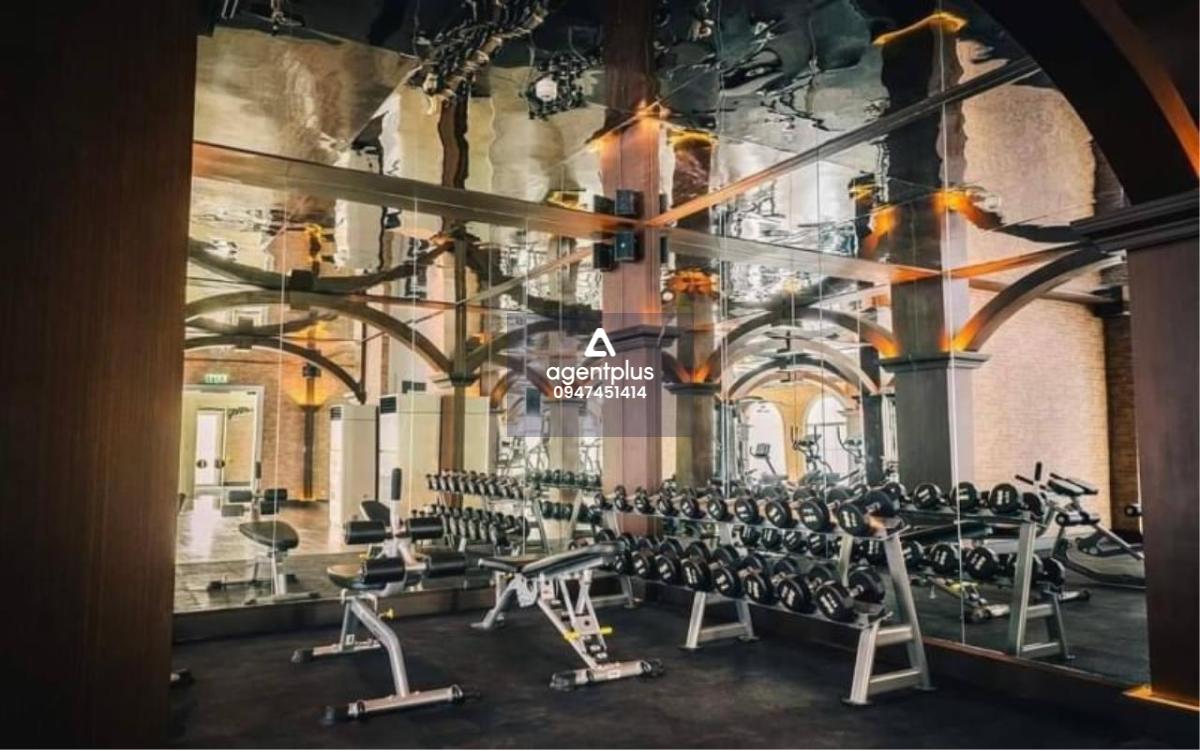 ขายคอนโดใหม่ไม่เคยใช้งาน ราคาพิเศษ Grand Florida Beachfront Condo Resort Pattaya