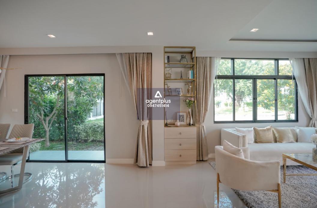 ขายด่วนบ้านเดี่ยว เสนา วิลล์ ลำลูกกา - คลอง 6 (Sena Ville Lumlukka - Klong 6) บ้านเดี่ยว 2 ชั้น ดีไซน์ทันสมัย ฟังก์ชันครบ เหมาะสำหรับครอบครัว ขนาดกว้าง อยู่สบาย