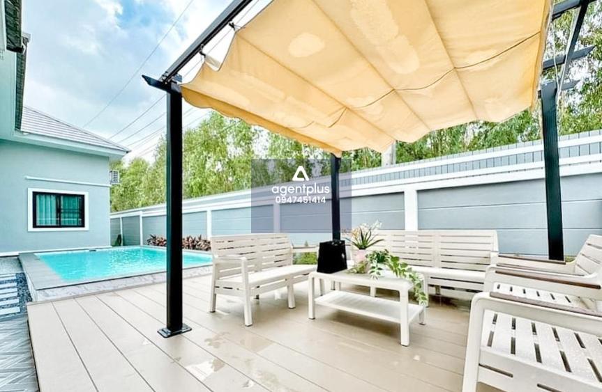 บ้านพูลวิลล่าสร้างใหม่ 3ห้องนอน 3ห้องน้ำ ที่มีเสน่ห์ในพัทยา วิวสระว่ายน้ำ เฟอร์นิเจอร์ครบ ครัวยุโรป สวนส่วนตัวและระเบียง