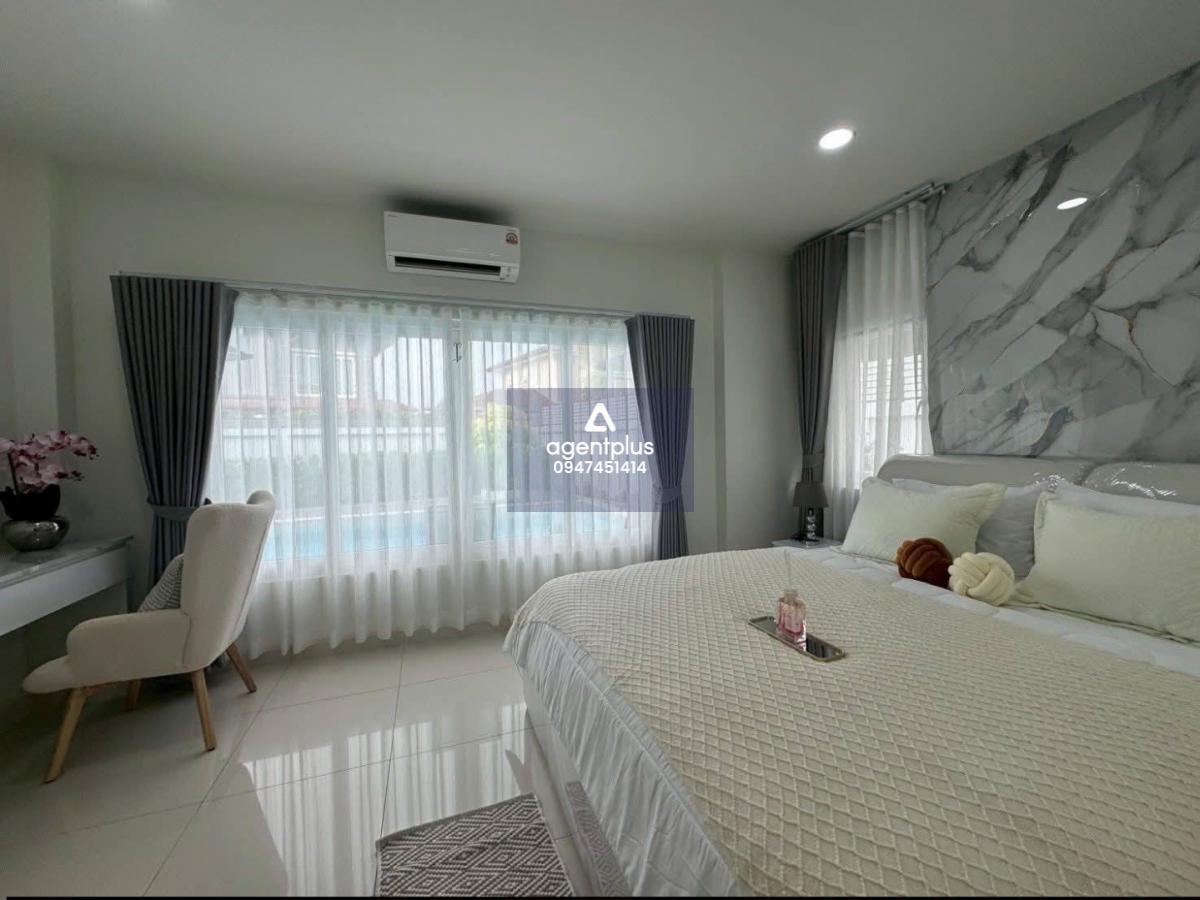 *บ้านพูลวิลล่าหรูให้เช่าพร้อมสระว่ายน้ำระบบเกลือส่วนตัว บ้านคริสติน่า วิลล่า พัทยา 