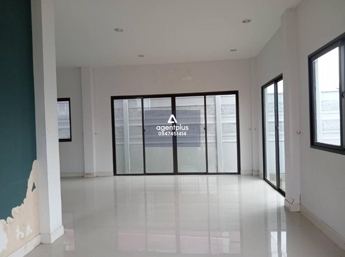 ขายด่วนบ้านแฝด 2 ชั้น ทำเลทอง แกรนด์ พลีโน่ พหลโยธิน–รังสิต ใกล้ฟิวเจอร์พาร์ครังสิต เข้าอยู่ได้เลย!