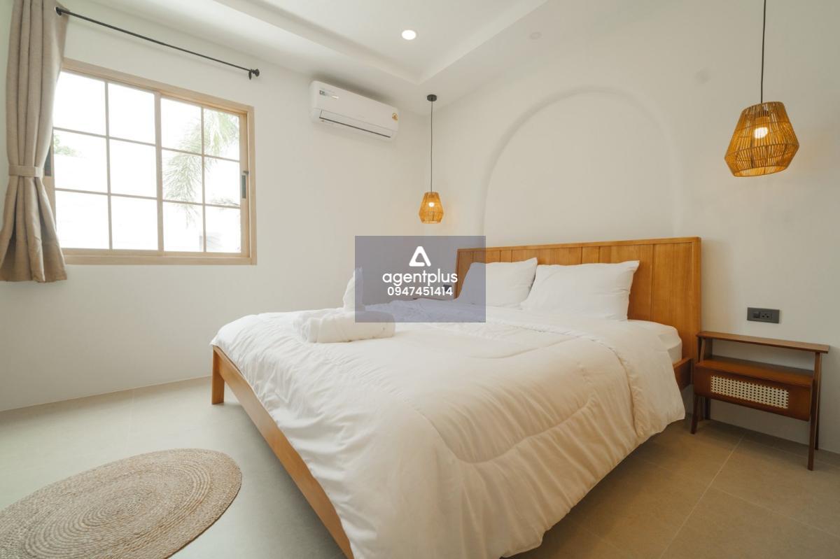 ให้เช่าบ้านริมหาด บ้านใหม่ ใกล้ทะเลเพียง 200 ม. วิวเกาะล้าน + Rooftop ส่วนตัว