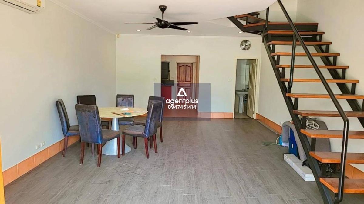 ทาวน์เฮาส์ 2 ชั้น โครงการหมู่บ้านสวนสุวัฒนา พัทยา