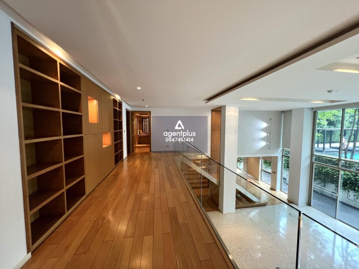 *ขาย Penthouse Duplex ขนาดใหญ่ - ตึกเลี้ยงสัตว์ได้ ไฟคัส เลนสุขุมวิท 44/1 กรุงเทพฯ