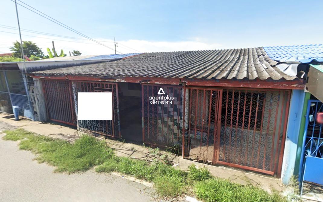 ทาวน์เฮ้าส์ชั้นเดียว อยู่ในแหล่งชุมชน การคมนาคมสะดวก สาธารณูปโภคครบ สภาพแวดล้อมโดยรอบ อยู่ในย่านที่อยู่อาศัยหนาแน่นน้อย แนวโน้มความเจริญ