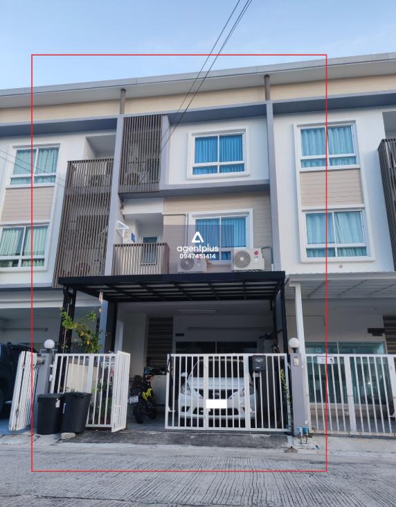ให้เช่าทาวน์โฮม 3 ชั้น ลาซาล-แบริ่ง-บางนา ใกล้ BTS โรงพยาบาล และโรงเรียนนานาชาติ เหมาะสำหรับทำโฮมออฟฟิสหรือใช้อยู่อาศัย