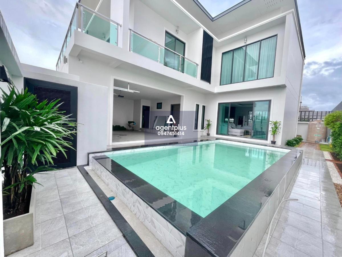 ขายพูลวิลล่าหรูใหม่ ทุ่งกลม-ตาลหมัน 4 ห้องนอน 4 ห้องน้ำ ตกแต่งครบพร้อมเช้าอยู่