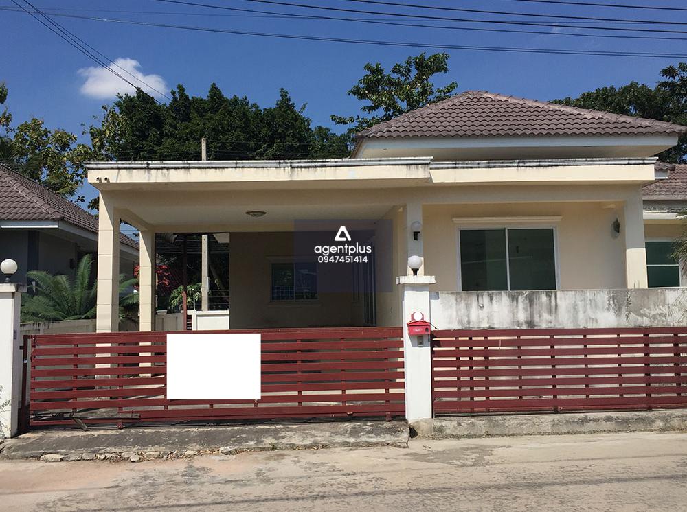 บ้านเดี่ยวชั้นเดียว มายด์เพลสบึง ศรีราชา ถนนสายชลบุรี-พัทยา (สาย 7) แยกเข้าถนนสายอ่าวอุดม-ปากร่วม (ชบ.1032) ระยะทาง 3 กม. แยกเข้าถนนซอยชุมชนบึงบน 3 ประมาณ 88 เมตร ทำเลดี เดินทาง-เข้าออกสะดวก สาธารณูปโภคพร้อม เหมาะอยู่อาศัย