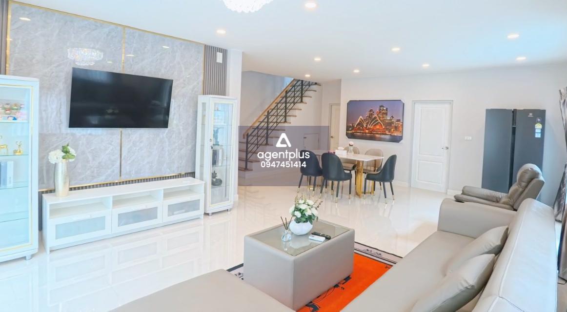 ให้เช่าบ้านเดี่ยว 2 ชั้น  CENTRO Vibhavadi : เซนโทร วิภาวดี บ้านตกแต่งสวยพร้อมอยู่