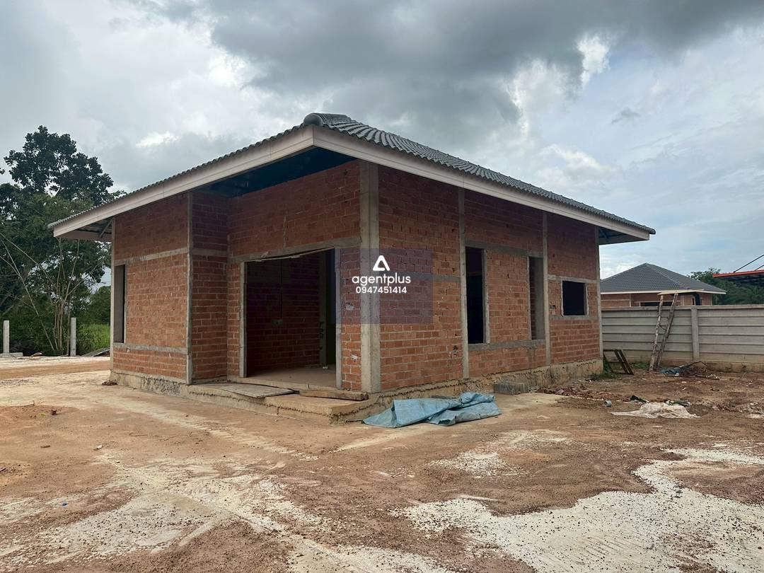 *ให้เช่าโรงงานสร้างใหม่ ผังสีเหลือง ใกล้นิคม WHA หนองเสือช้าง หนองใหญ่ ชลบุรี