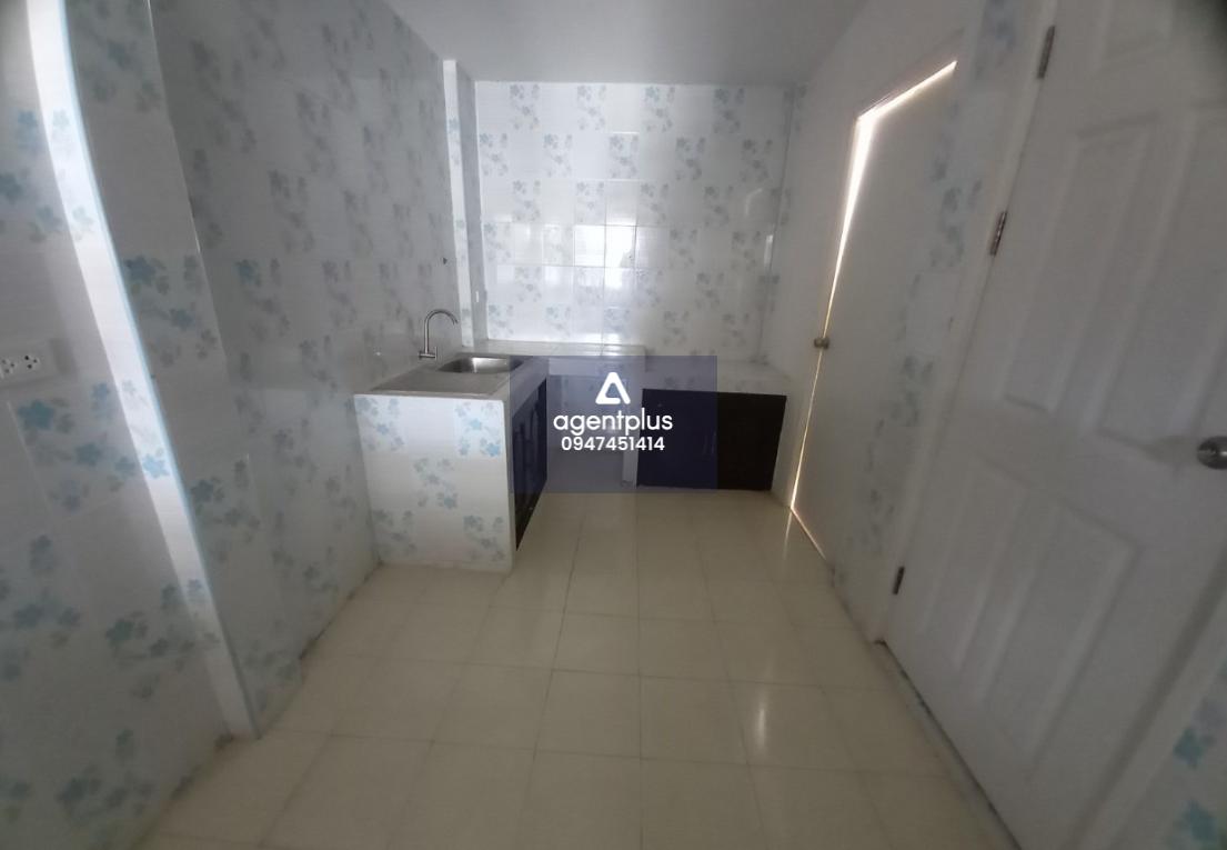 ขายบ้านแฝด 2 ชั้น โครงการร่มรื่นกรีนพาร์ค วังน้อย ปรับปรุงใหม่ ใกล้แหล่งชุมชน การคมนาคมสะดวก สาธารณูปโภคครบ