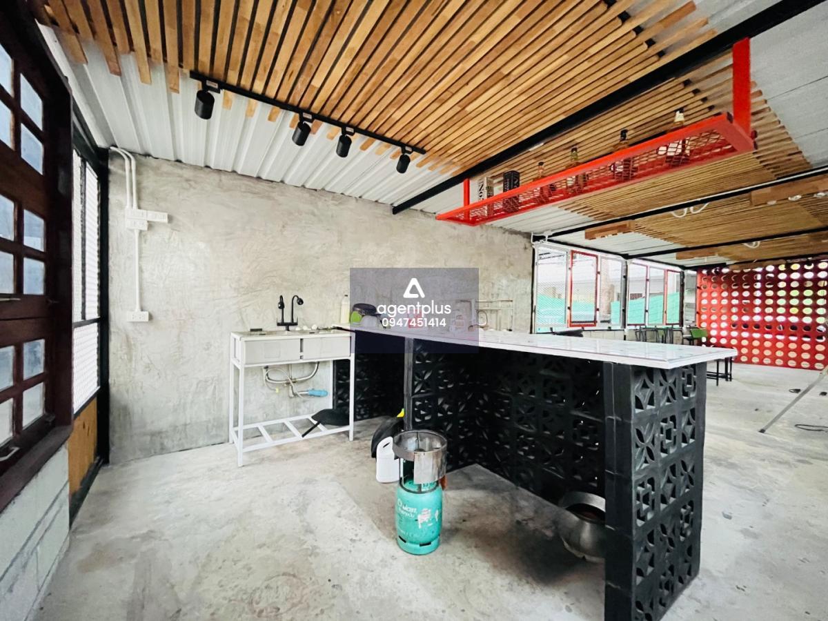  ให้เช่าร้านอาหาร ตกแต่งพร้อมใช้งาน ทำเลดี ติดถนนหน้าโครงการ เหมาะกับร้านแนวเอ้าท์ดอร์