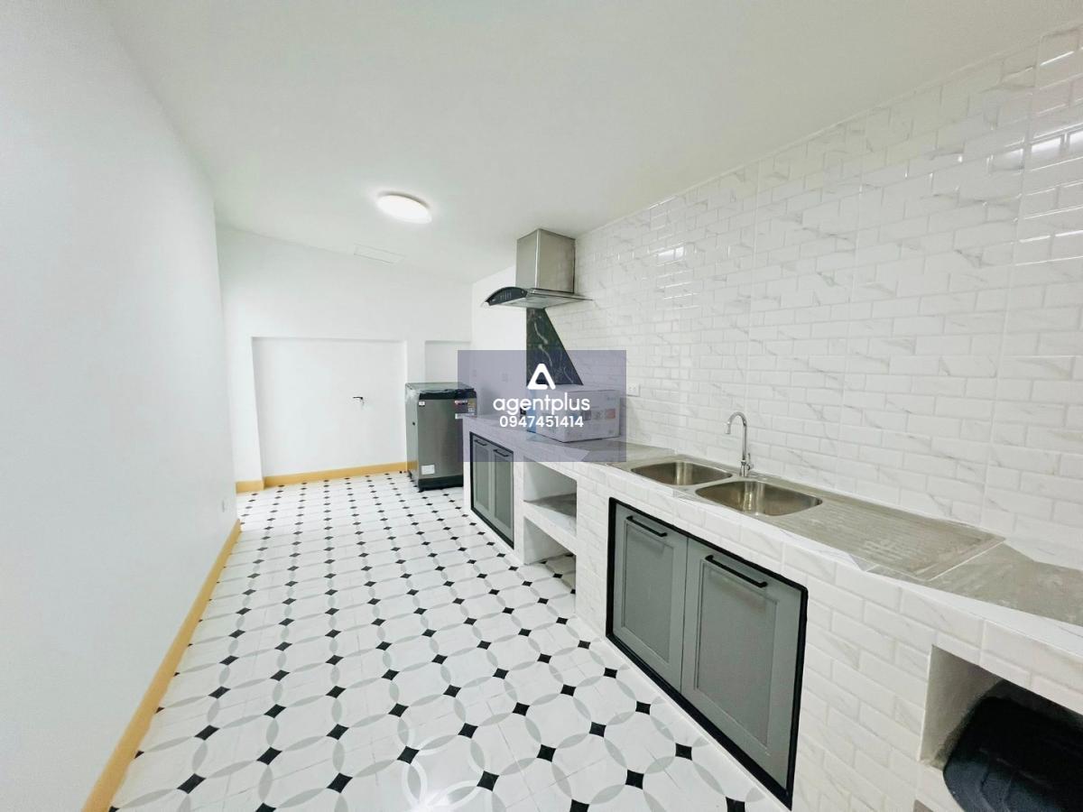 ขายบ้านแฝดฟรีเฟอร์นิเจอร์ พร้อมอยู่ แอลทีวิลเลท 10/2 พรประภานิมิตร 15 พัทยา