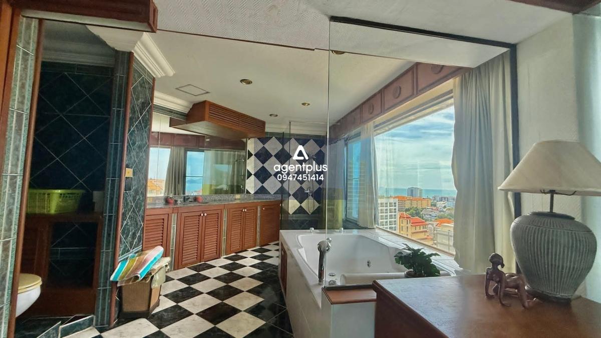 *ให้เช่าห้องเพนท์เฮาส์ ย่านพระตำหนัก ซอย 5 พัทยา