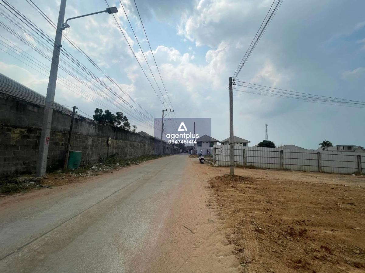 ขายที่ดิน ทุ่งกลม ตาลหมัน ใกล้อ่างเก็บน้ำชากนอก ห้วยใหญ่ พัทยา