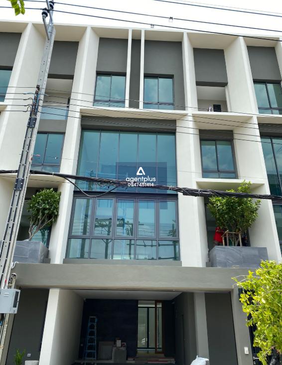 ขายโฮมออฟฟิศใกล้รถไฟฟ้าสายสีเหลือง เดินทางสะดวก จอดรถได้ 5 คัน มีลิฟท์