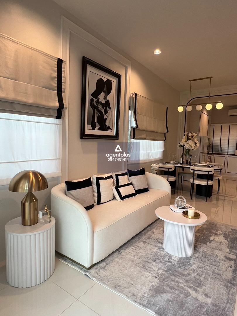 *ใหม่ ขาย วิสทาวน์ เดคโค พัทยา-เขาตาโล ทาวน์เฮ้าส์ 1 ชั้น สไตล์โมเดิร์น 2 ห้องนอน 2 ห้องน้ำ สระว่ายน้ำและห้องออกกำลังกายส่วนกลาง