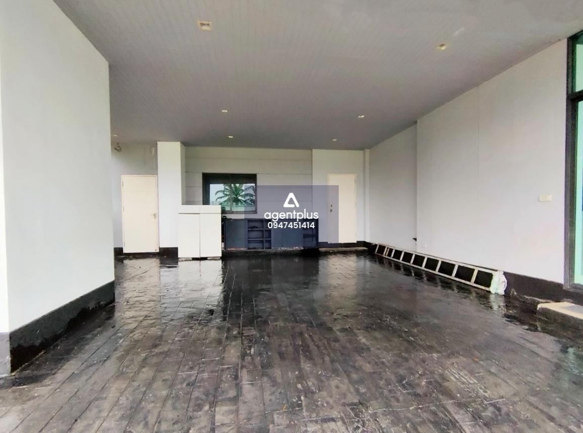 ขายบ้านเดี่ยว 2 ชั้น โครงการเศรษฐสิริ อ่อนนุช-ศรีนครินทร์ ทำเลดีโครงการเข้า-ออก ได้ 2 ทาง ทั้งถนน ถนนเฉลิมพระเกียรติรัชกาลที่ 9 และถนนกาญจนาภิเษก