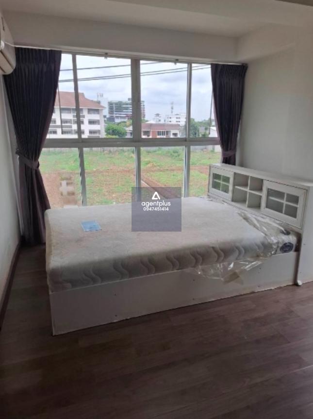 คอนโด แอท 78 เพชรเกษม ทำเลดี พร้อมอยู่ ออกแบบสไตล์โมเดิร์น เชื่อมต่อทุกจุดสู่ใจกลางเมืองด้วยถนนหลายเส้นทาง ใกล้รถไฟฟ้า MRT สถานีหลักสอง