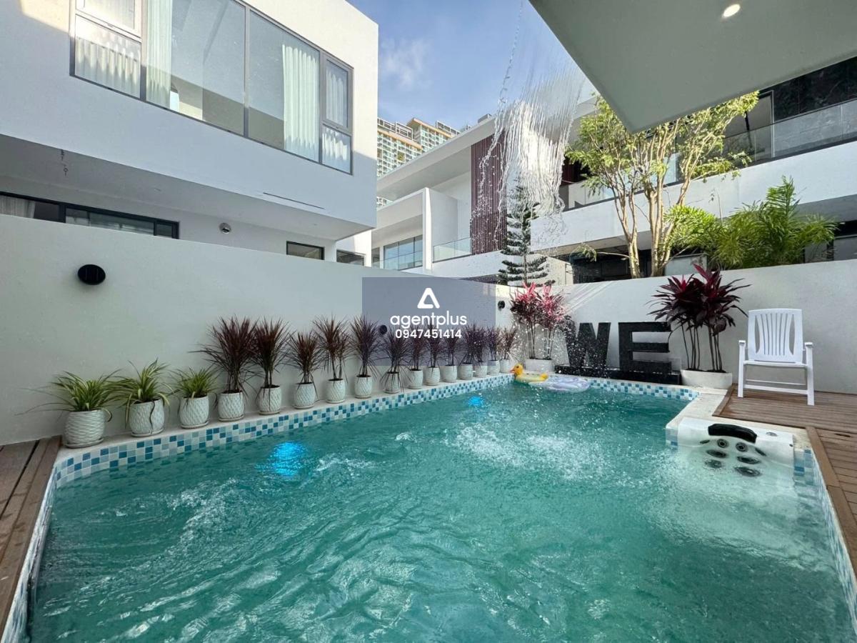 บ้านพูลวิลล่าสร้างใหม่ห่างชายหาดจอมเทียนเพียง 200 เมตร Gold coast pool villa พัทยา