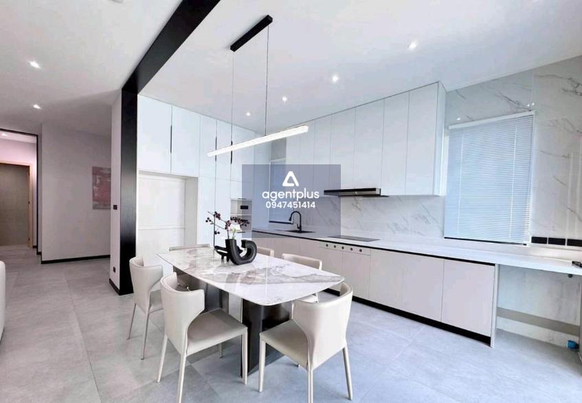 ขายด่วน! Luxury Pool Villa จอมเทียน – เดินไปทะเลได้เพียงไม่กี่นาที โอกาสหายาก! พูลวิลล่าหรู 5 ห้องนอน ใกล้ Dongtan Beach & Jomtien Beach ทำเลดีที่สุดสำหรับอยู่อาศัย–ลงทุนปล่อยเช่า รายได้สูงตลอดปี!