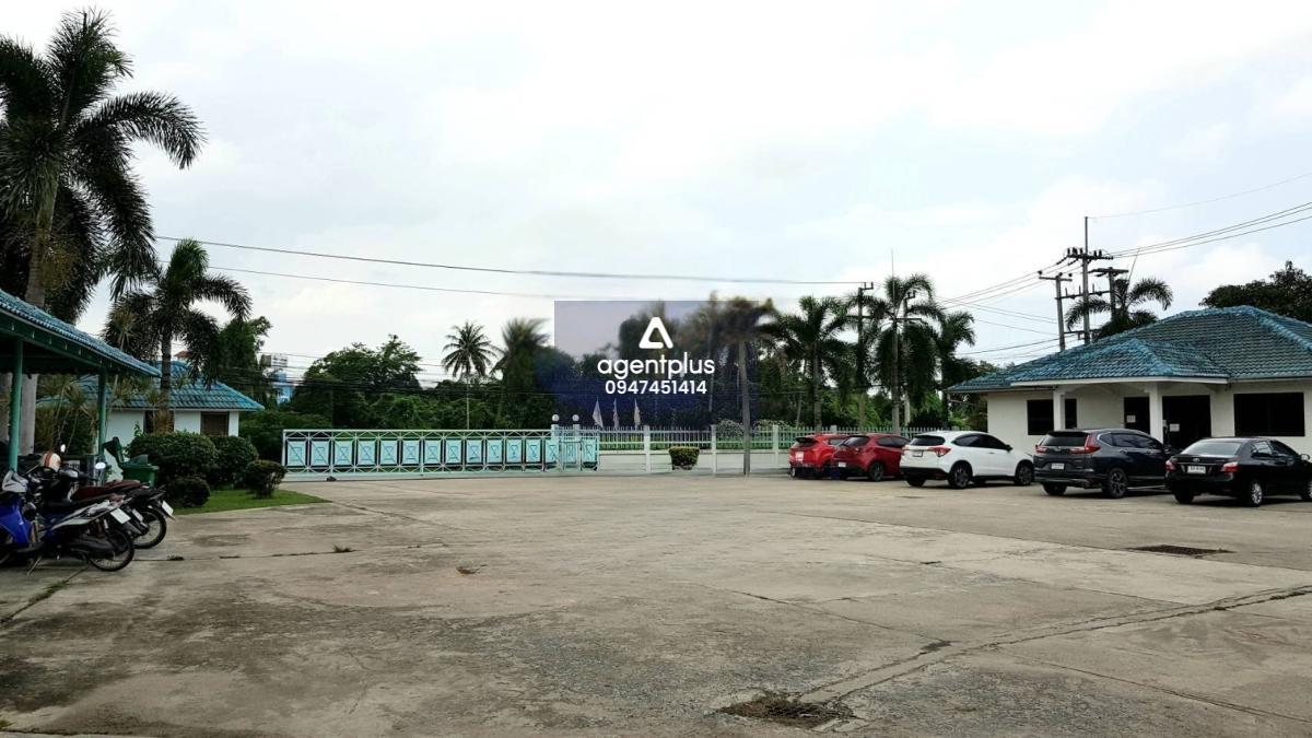 *ขาย/เช่า โกดังโซนหนองปลาไหล พัทยา