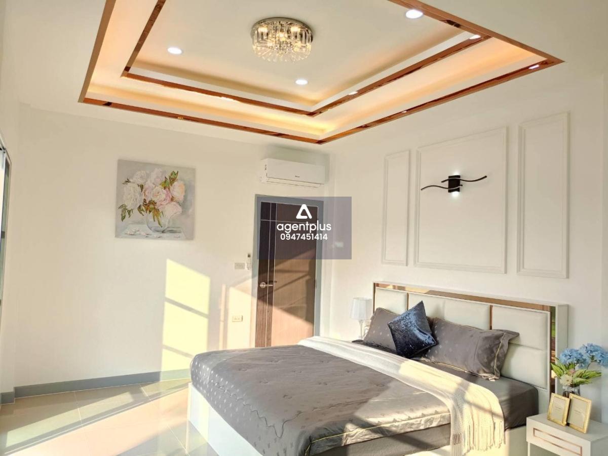 บ้านพูลวิลล่าราคพิเศษ บ้านสวยพร้อมเข้าอยู่ ใกล้อ่างมาบประชัน หมู่บ้านนทีกานต์  พัทยา