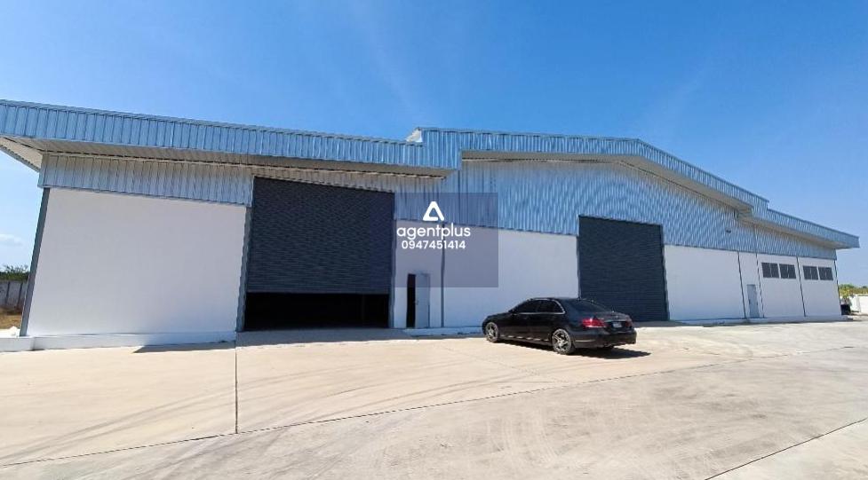 ขาย โรงงาน พร้อมผู้เช่า ใกล้ ศูนย์กลางนิคมอุตสหกรรมต่างๆ ของ จ.ชลบุรี เขต EEC ชลบุรี โรงงานตั้งอยู่ ต.บ่อกวางทอง อ.บ่อทอง จ.ชลบุรี ใกล้ถนน 331