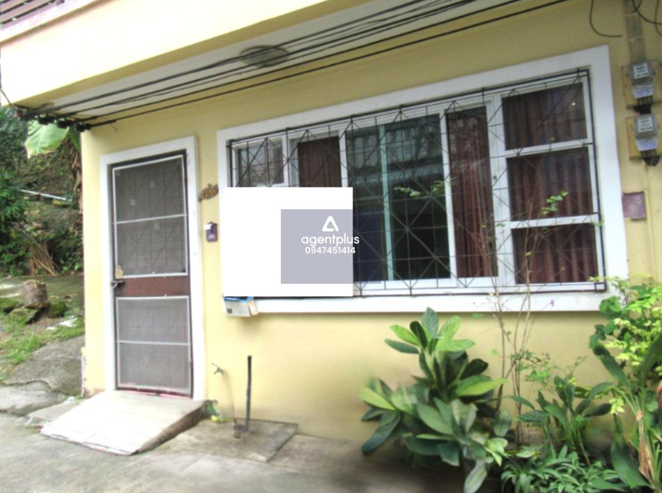 อาคารพาณิชย์ 2 ชั้น ทำเลดี เดินทางเข้าออกสะดวก สาธารณูปโภคครบครัน เหมาะสำหรับอยู่อาศัยหรือประกอบธุรกิจขนาดเล็ก