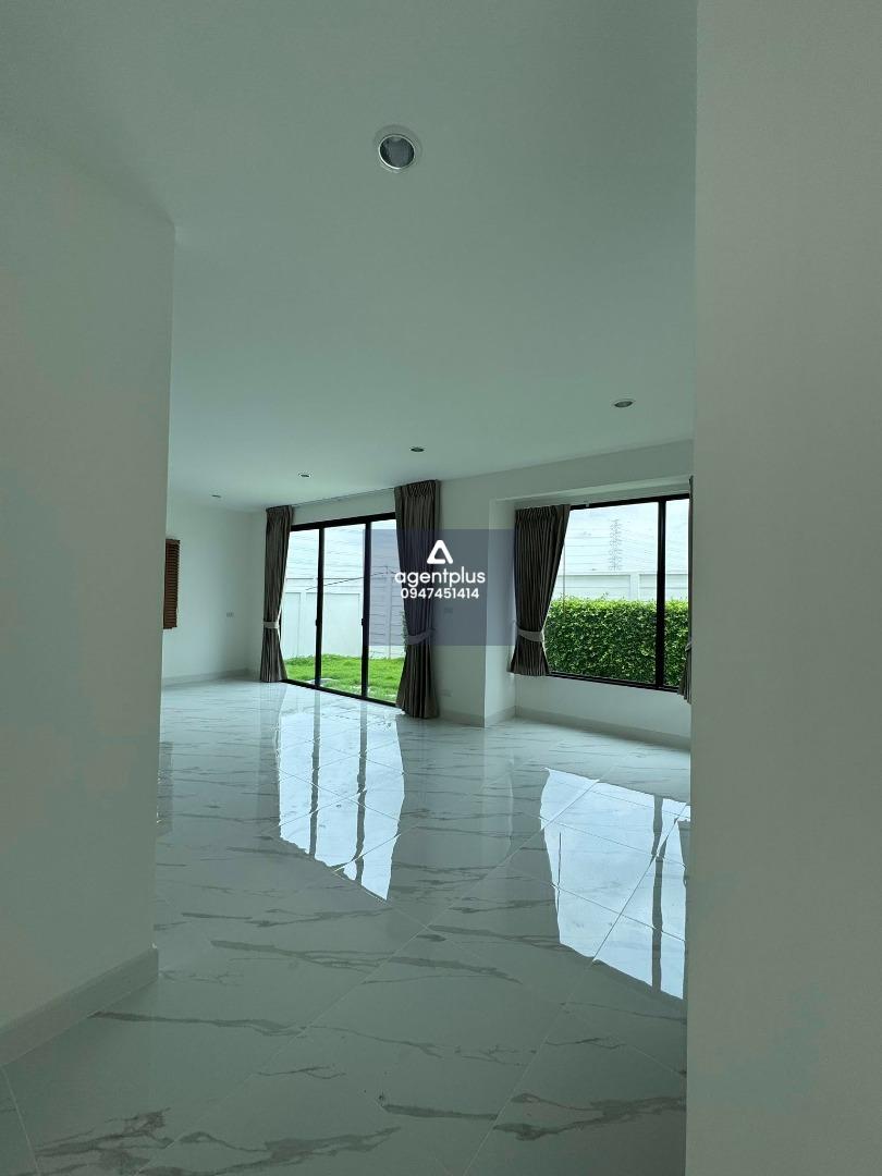 ให้เช่า COMO Bianca II บางนา บ้านหลังมุม หลังใหม่ สมุทรปราการ