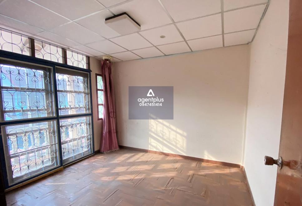 โครงการวังใหม่วิลล่า ทาวน์เฮ้าส์ 2 ชั้น ทำเลดีใกล้ถนน